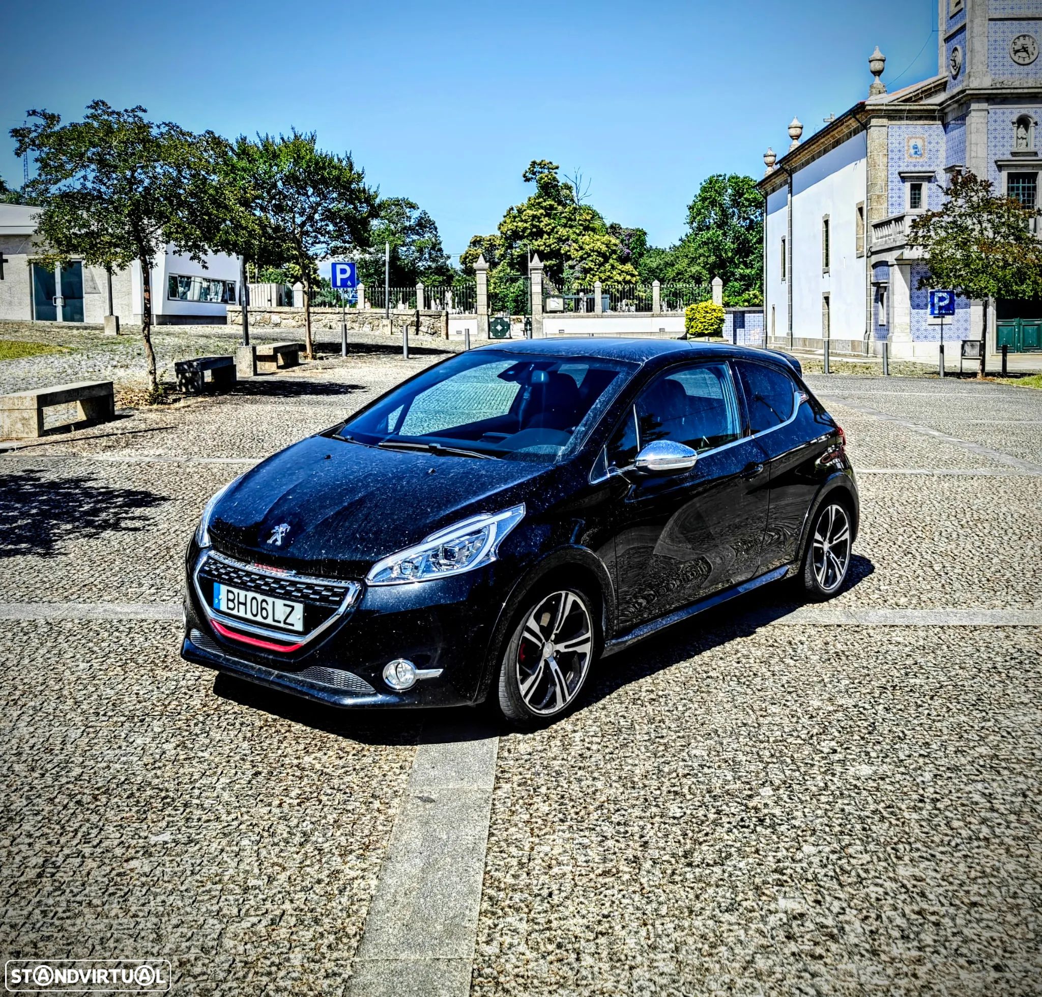 Peugeot 208 GTI 200 THP - 1