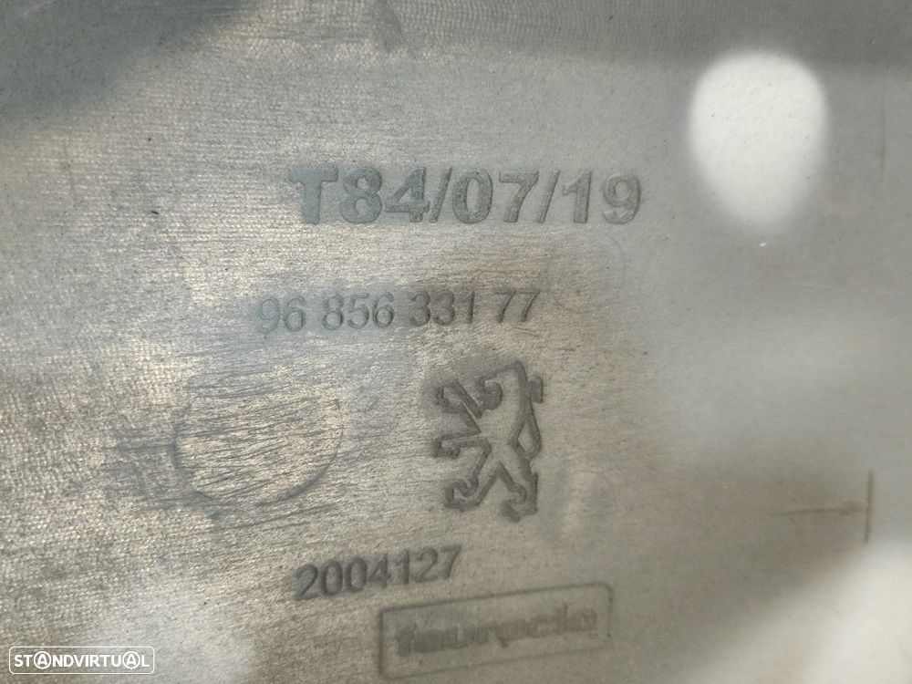 Parachoques trás traseiro original Peugeot 3008 Mk1 T84 de 2008 a 2017 com câmara traseira - 10