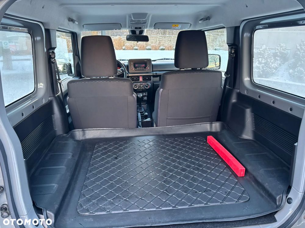 Suzuki Jimny 1.5 Comfort - 12