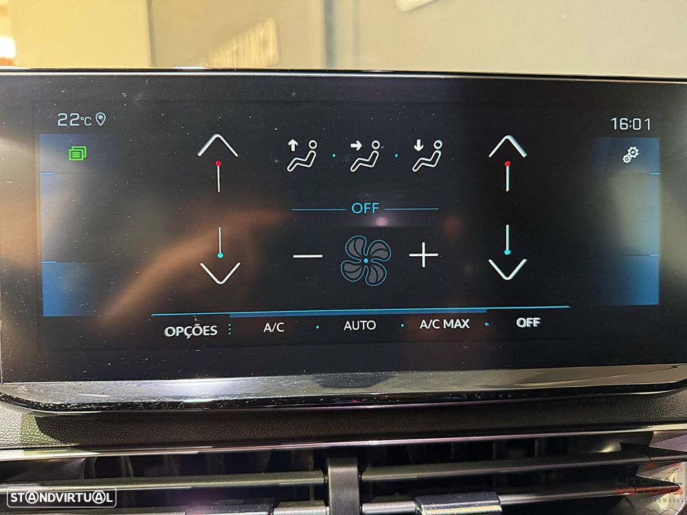Peugeot 3008 1.2 Hybrid GT e-DCS6 - 29