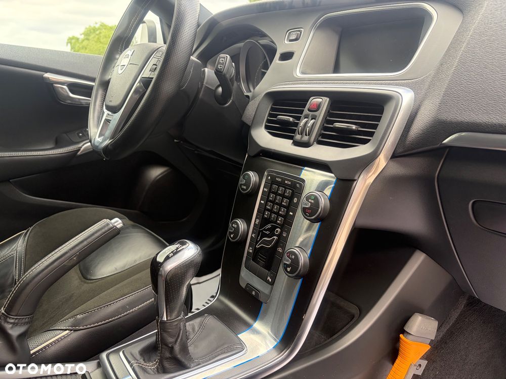 Volvo V40 D2 RDesign - 35