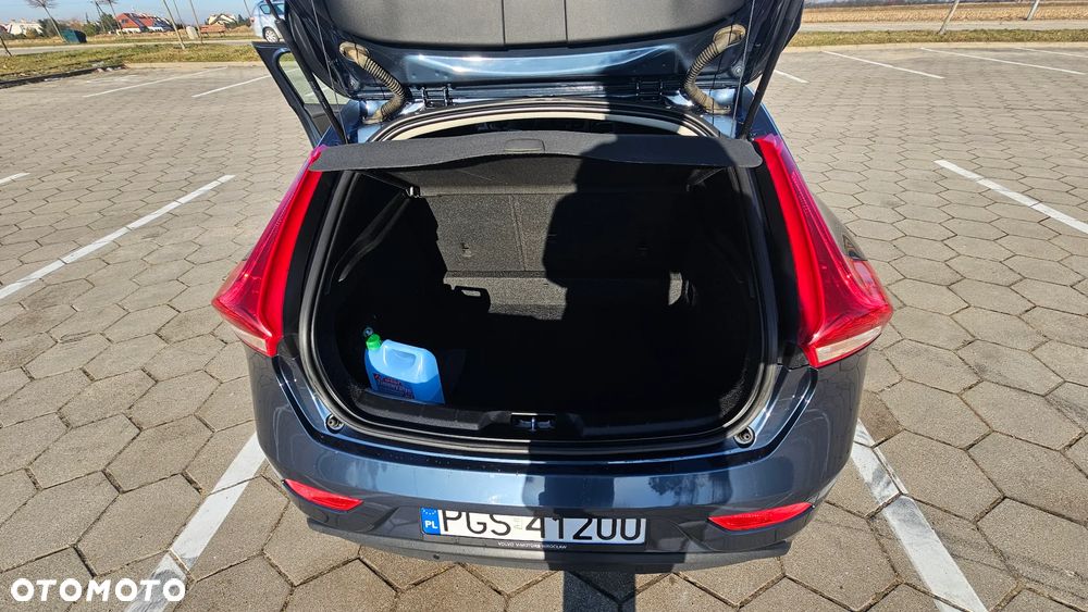 Volvo V40 D2 Drive-E Kinetic - 12