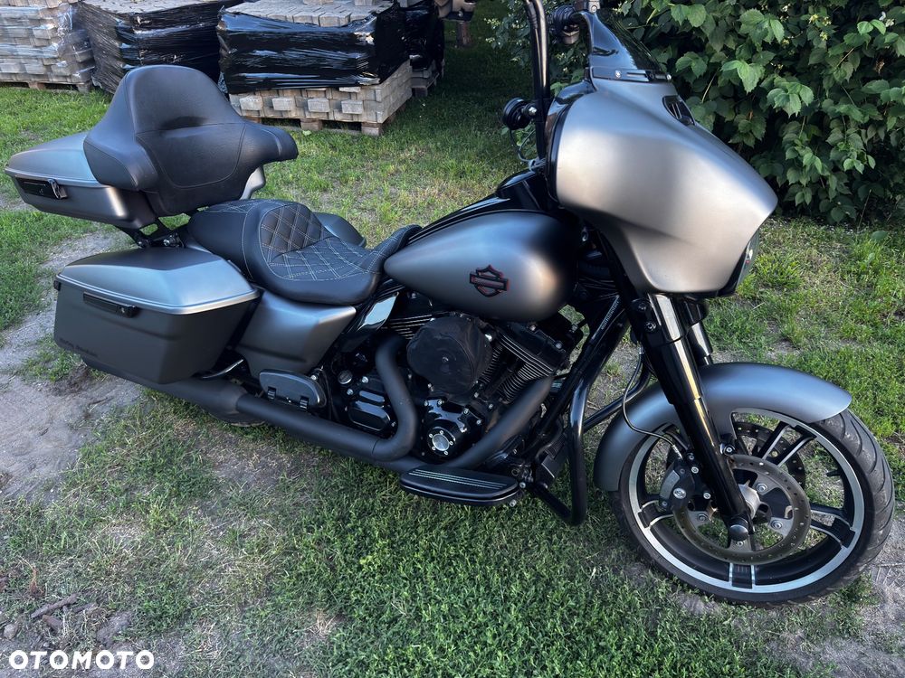 Harley-Davidson FLHXS Special - 28