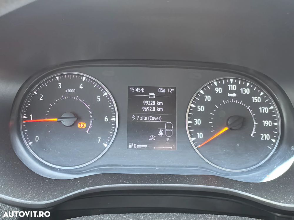 Dacia Logan TCe 90 Essential - 12