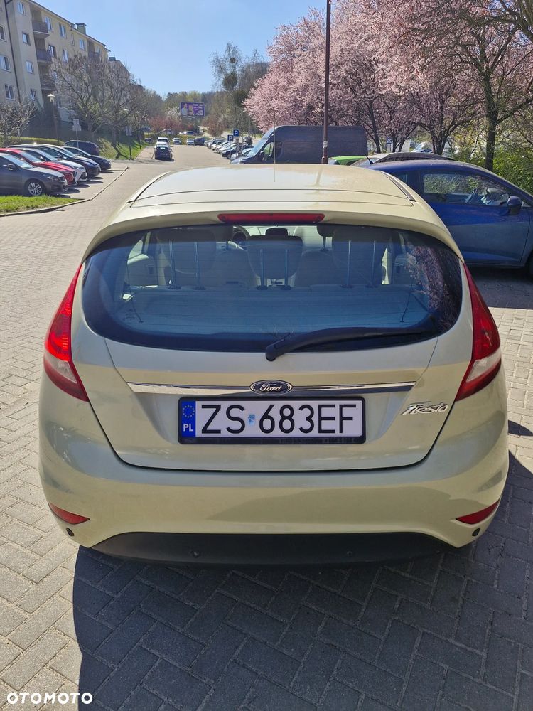 Ford Fiesta 1.4 Ghia EU5 - 15