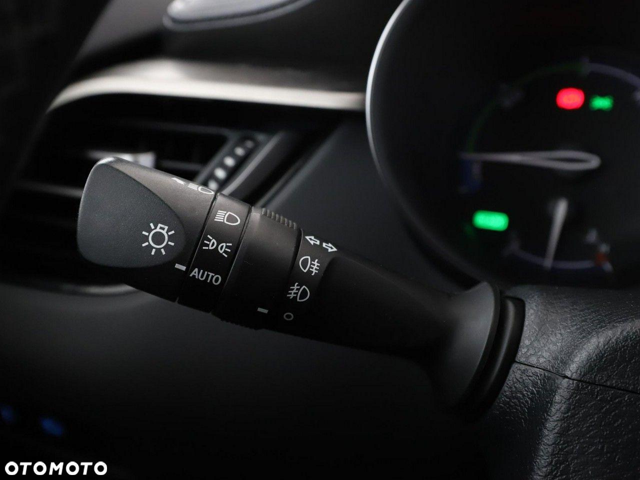 Toyota C-HR 1.8 Hybrid Dynamic - 33