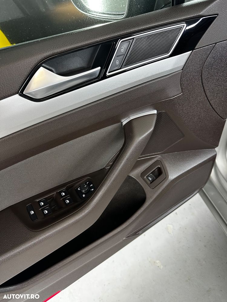 Volkswagen Passat - 14