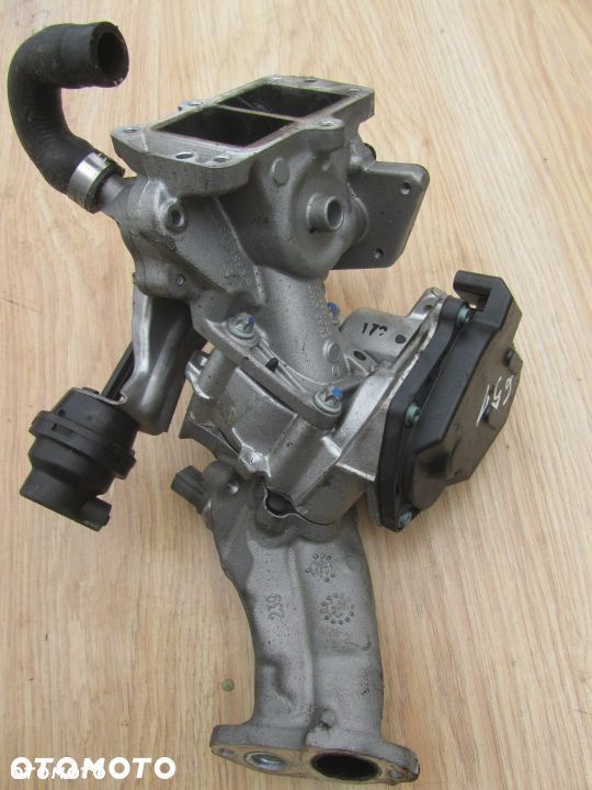 MERCEDES om 651 przepustnica - 1