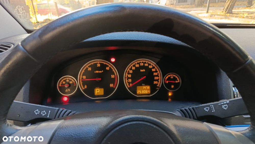 Opel Vectra - 18