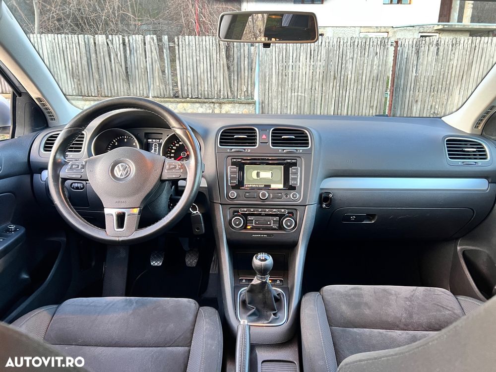 Volkswagen Golf 1.6 TDI DPF BlueMotion Technology MATCH - 14