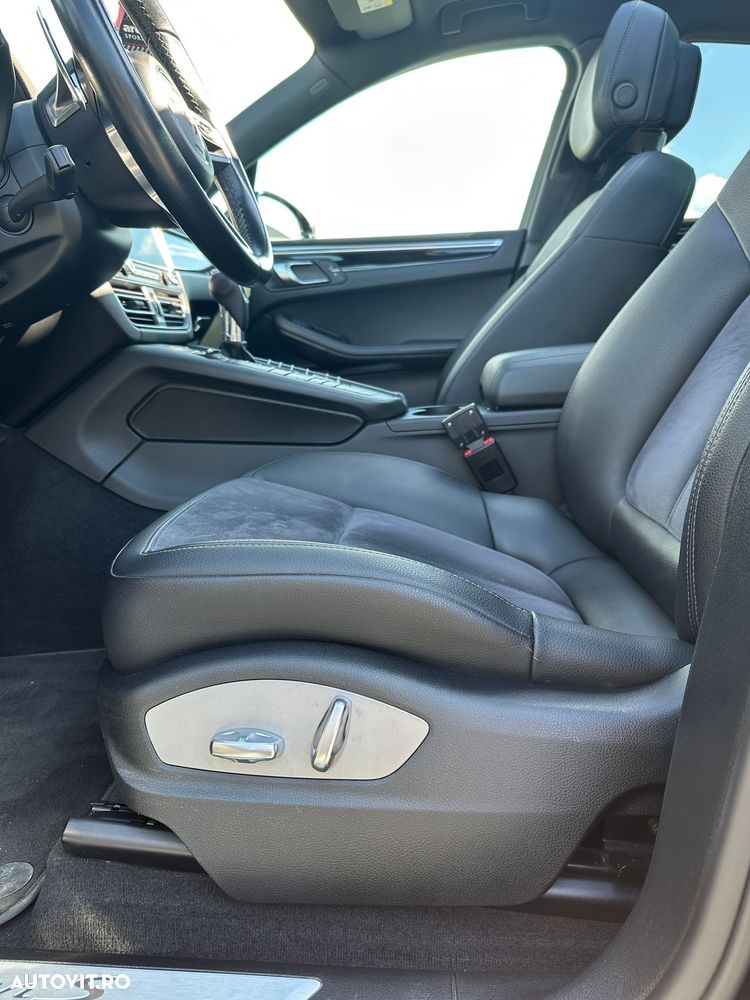 Porsche Macan S - 5