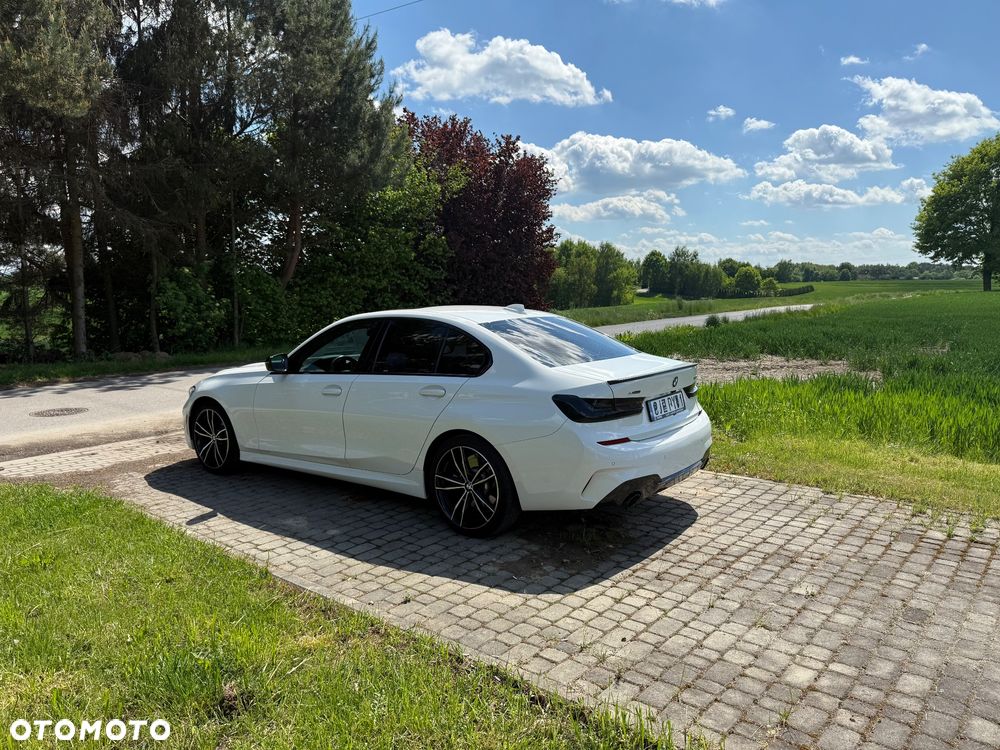 BMW Seria 3 330i xDrive M Sport - 6