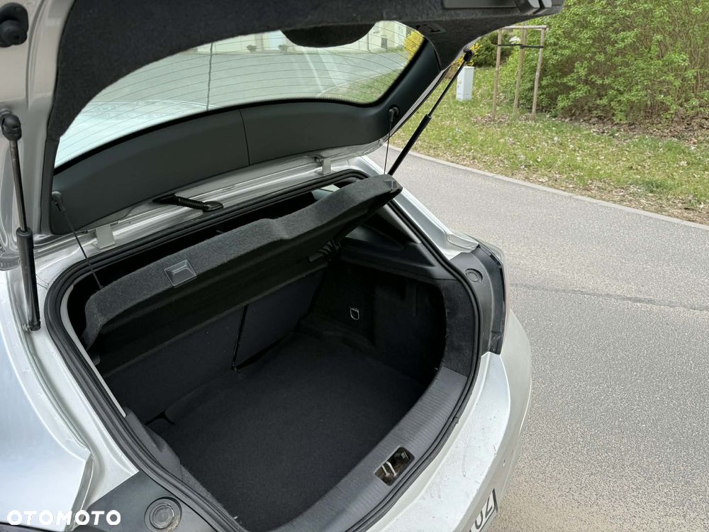 Opel Astra 1.6 Cosmo - 18