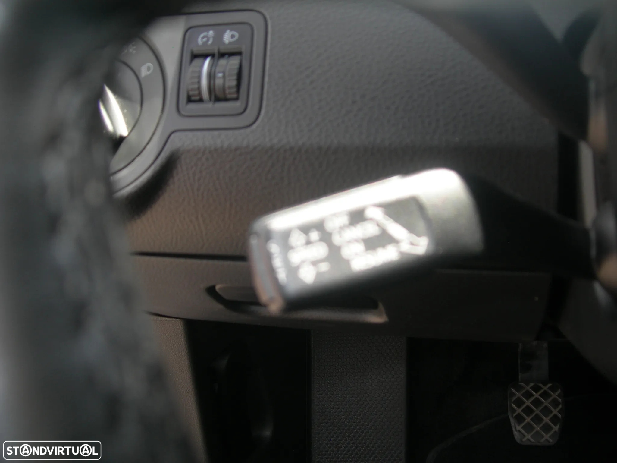 VW Passat Variant 2.0 TDi Highline - 22