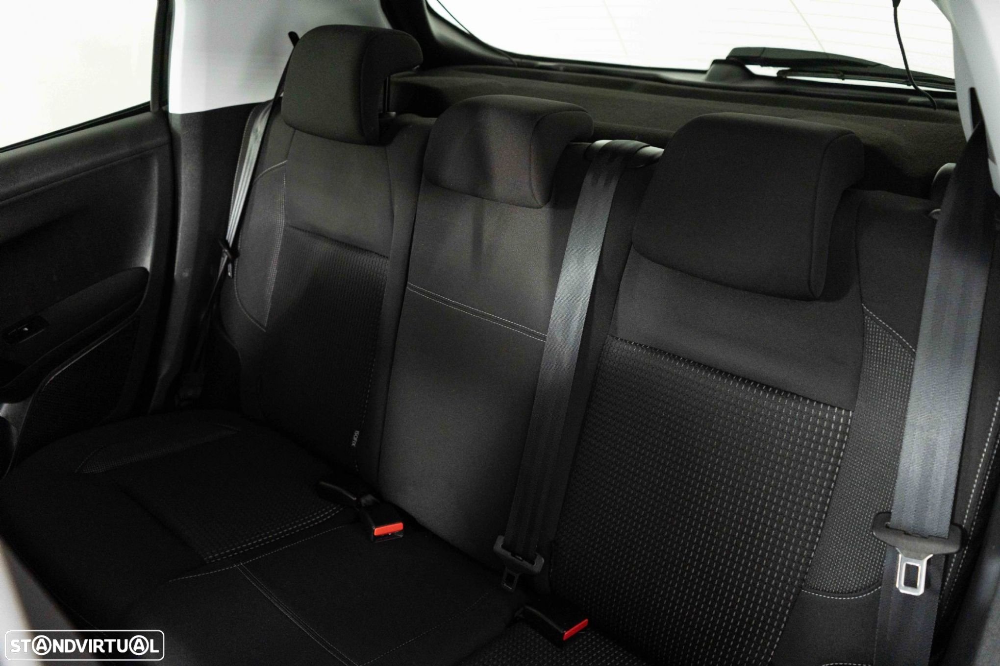 Peugeot 208 1.2 PureTech Allure EAT6 - 9