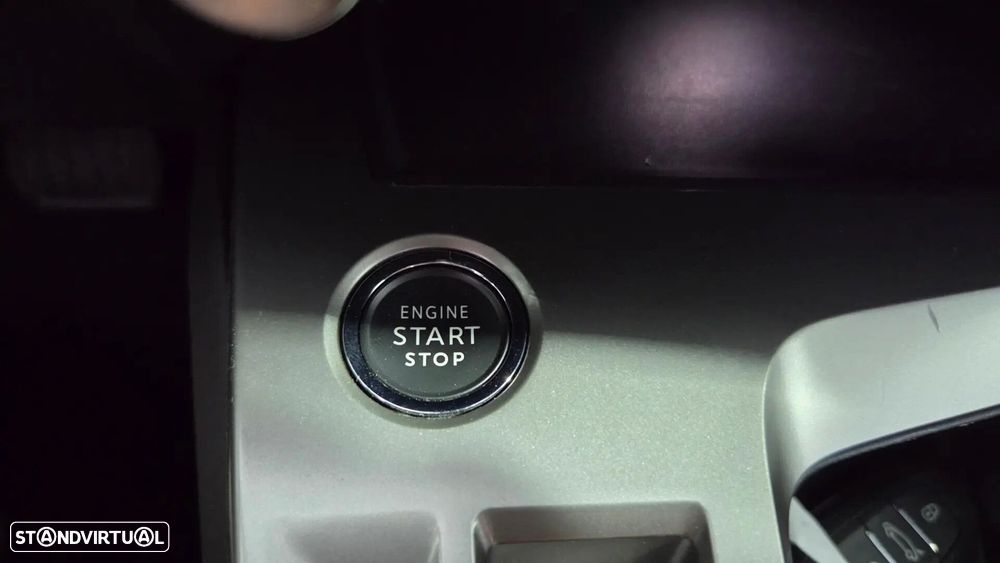 Peugeot 308 SW BlueHDi 130 EAT8 Allure Pack - 29