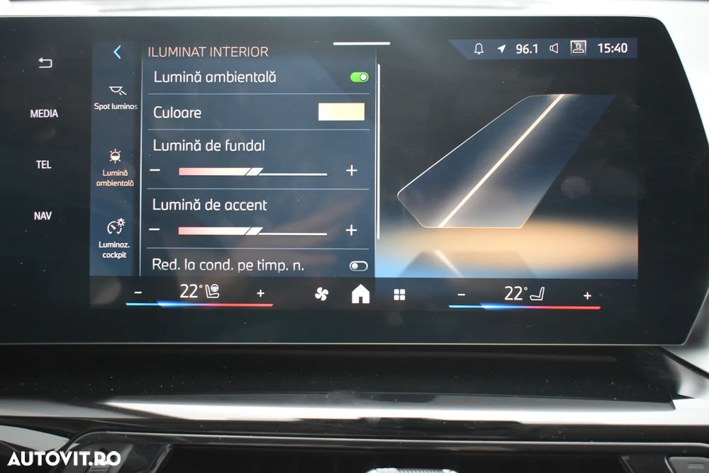 BMW X1 sDrive18d AT - 21
