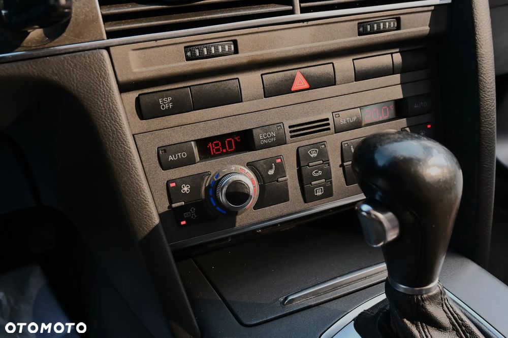 Audi A6 Avant 3.0 TDI tiptronic quattro - 24