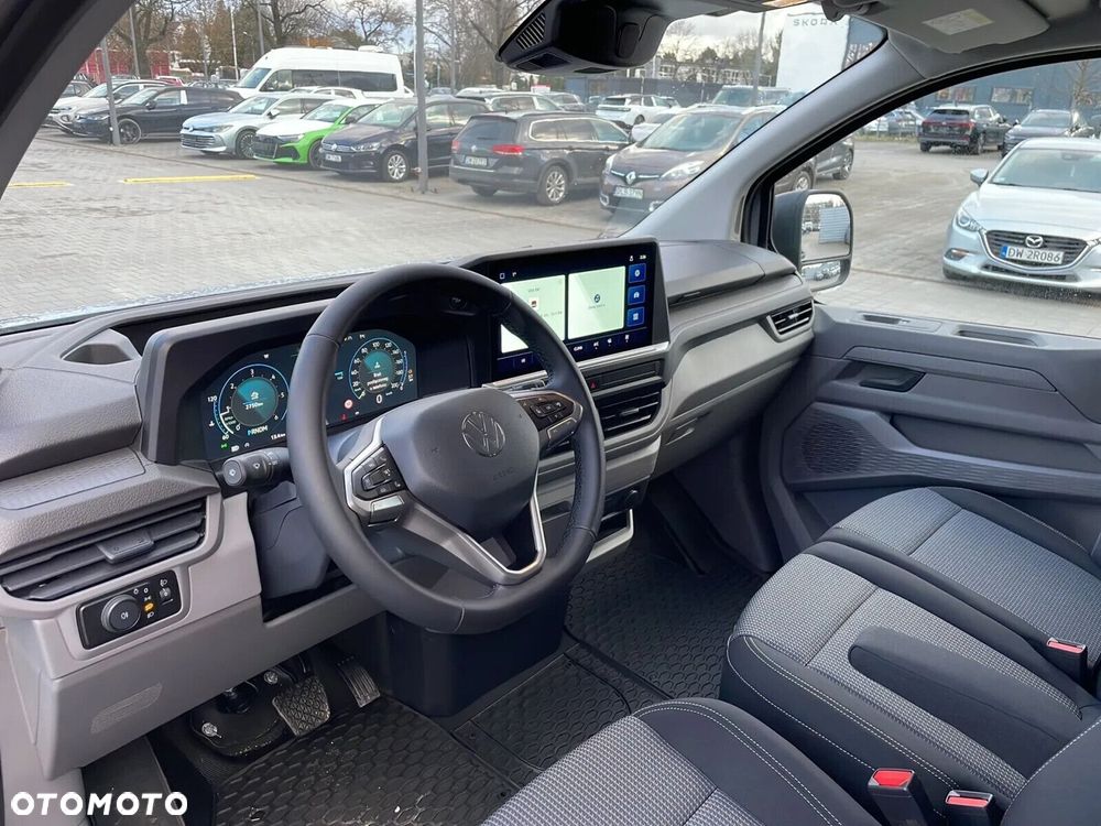 Volkswagen Transporter Furgon 2.0 TDI 150 KM manual - 12