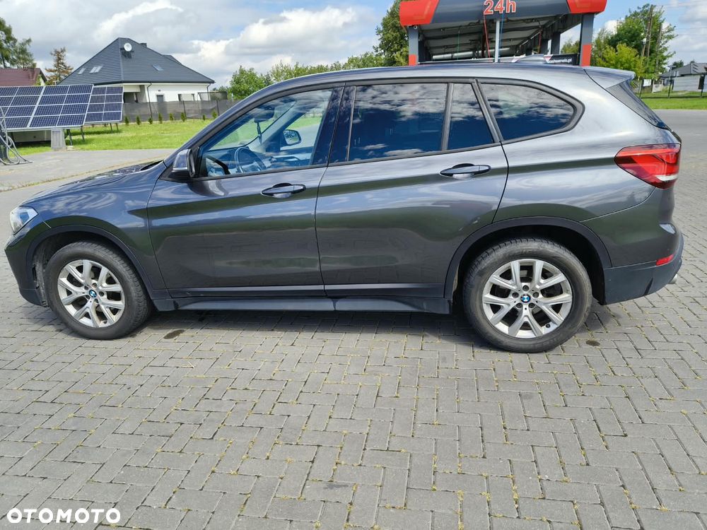 BMW X1 sDrive18d - 10