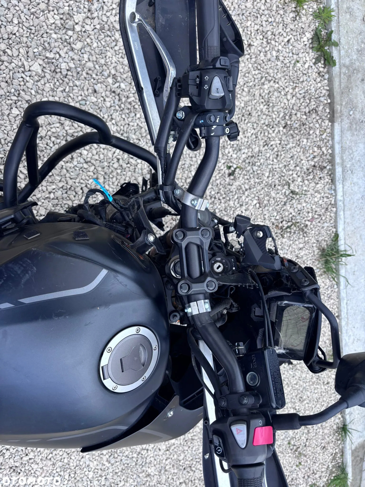 Honda CBX - 12