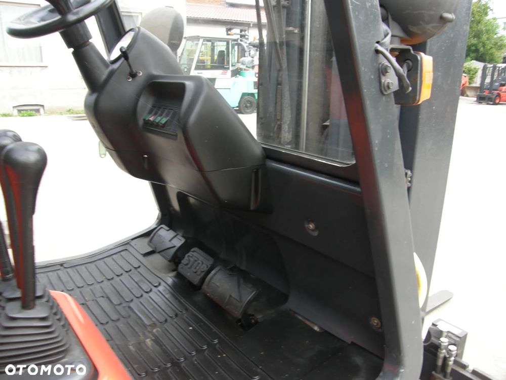 Linde H25T-03 TRIPLEX 4,60 z Niemiec - 16