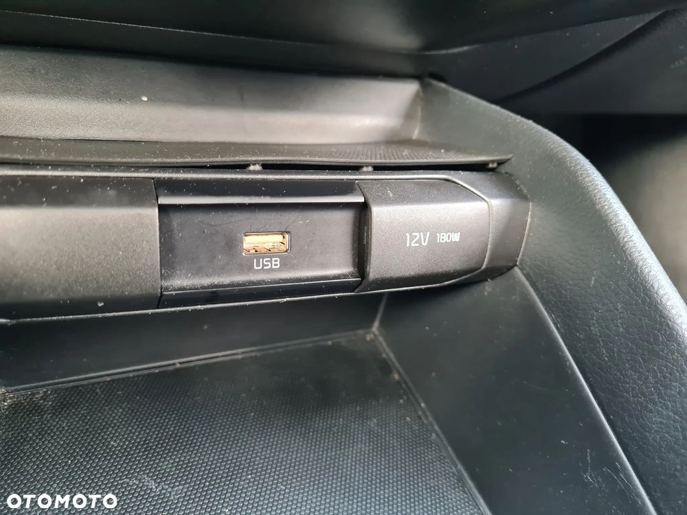 Kia Stonic 1.0 T-GDI L - 25