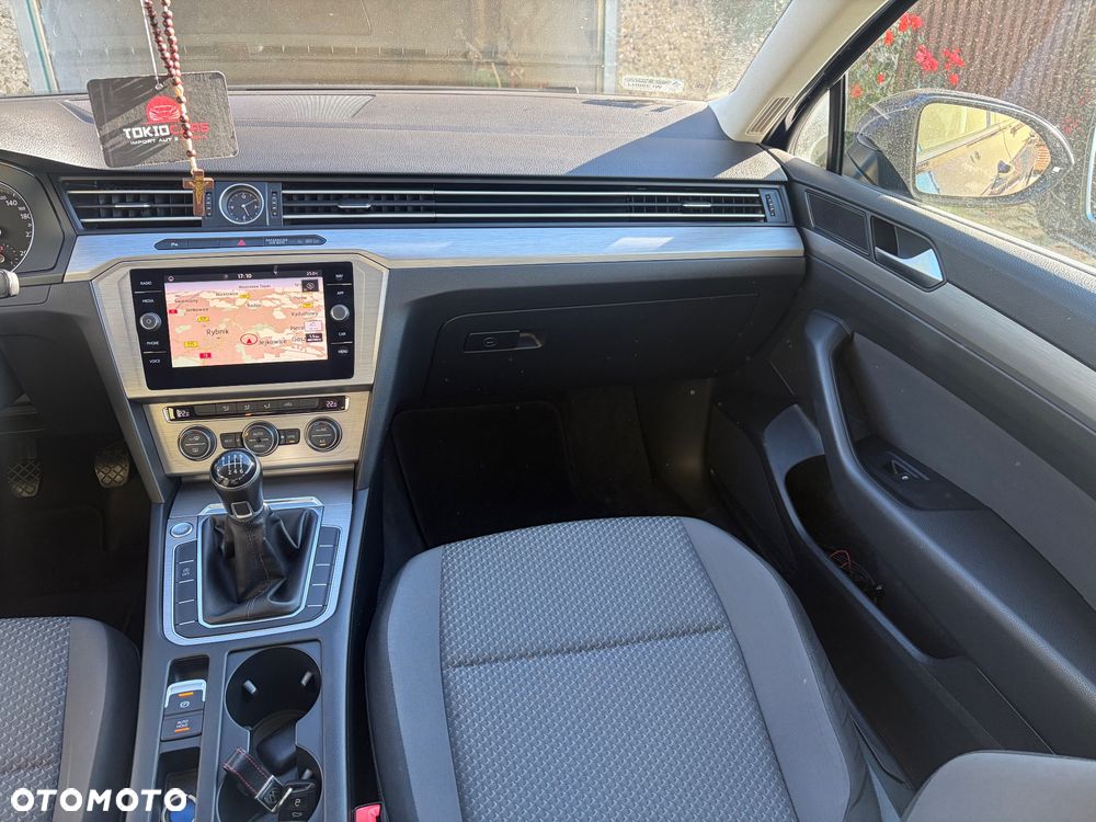 Volkswagen Passat 1.4 TSI (BlueMotion Technology) Trendline - 11