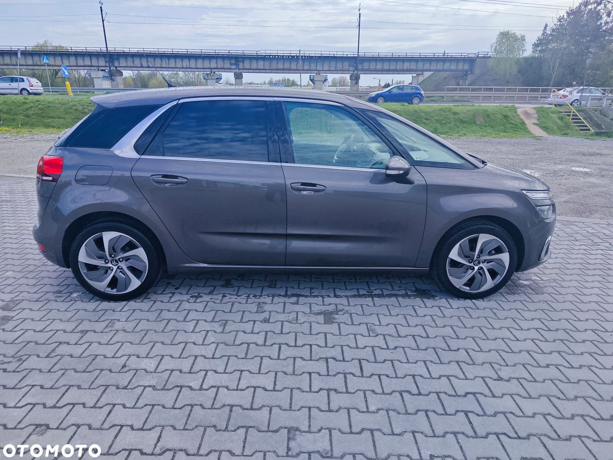 Citroën C4 Picasso - 1