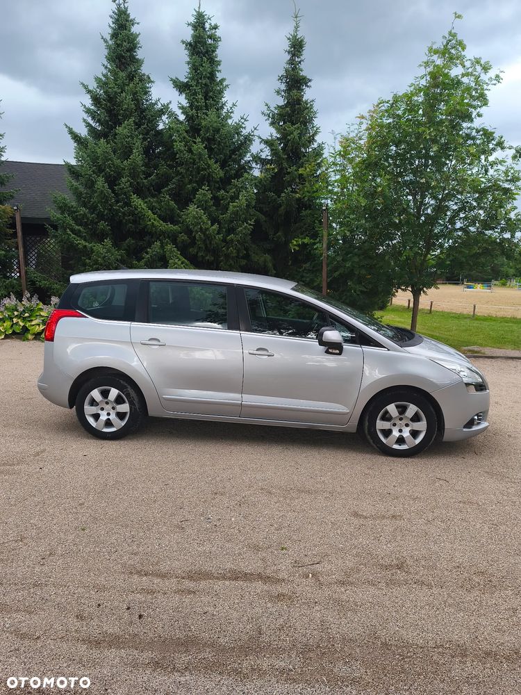 Peugeot 5008 1.6 HDi Premium - 5