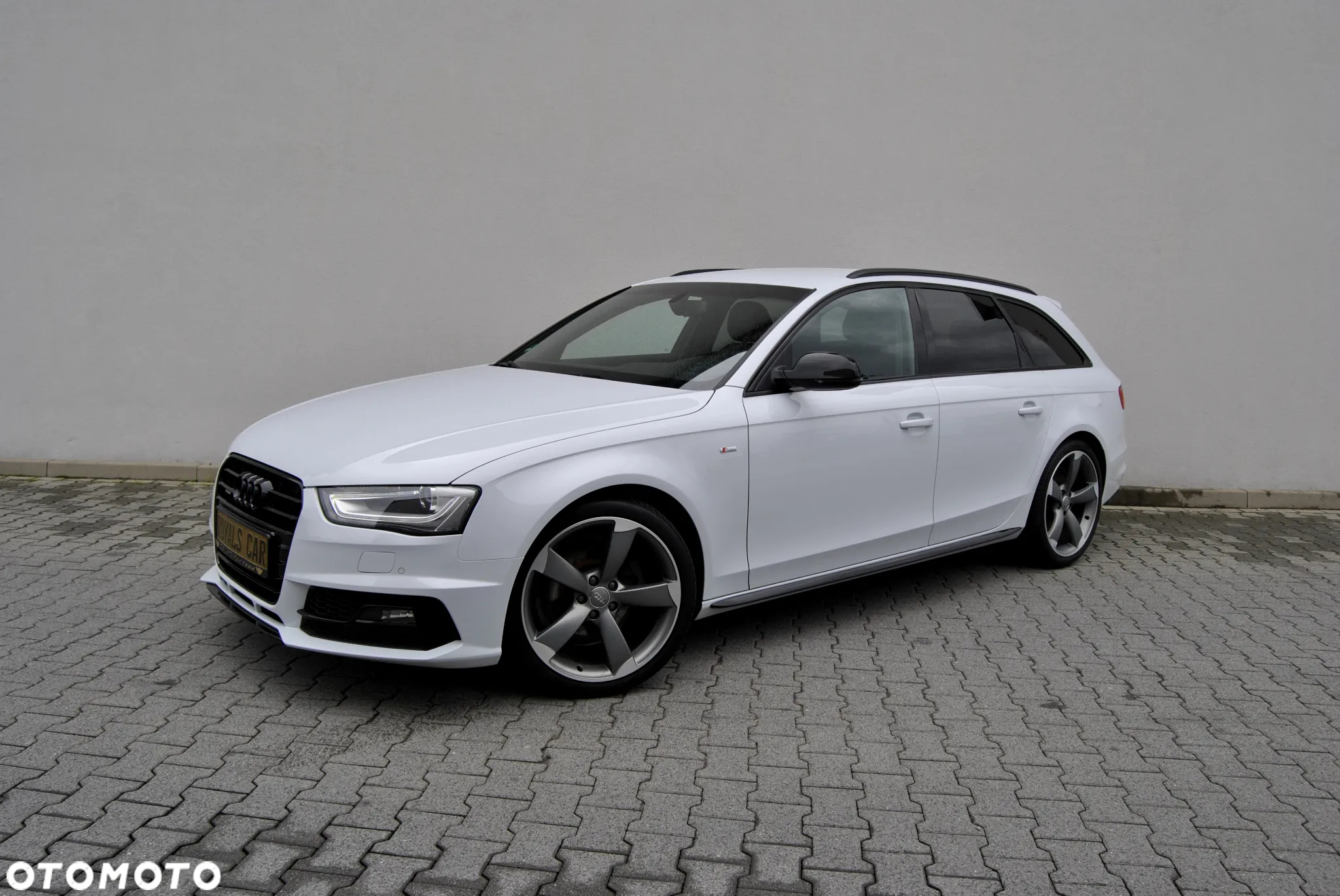 Audi A4 Avant 2.0 TDI DPF clean diesel quattro S line Sportpaket - 3