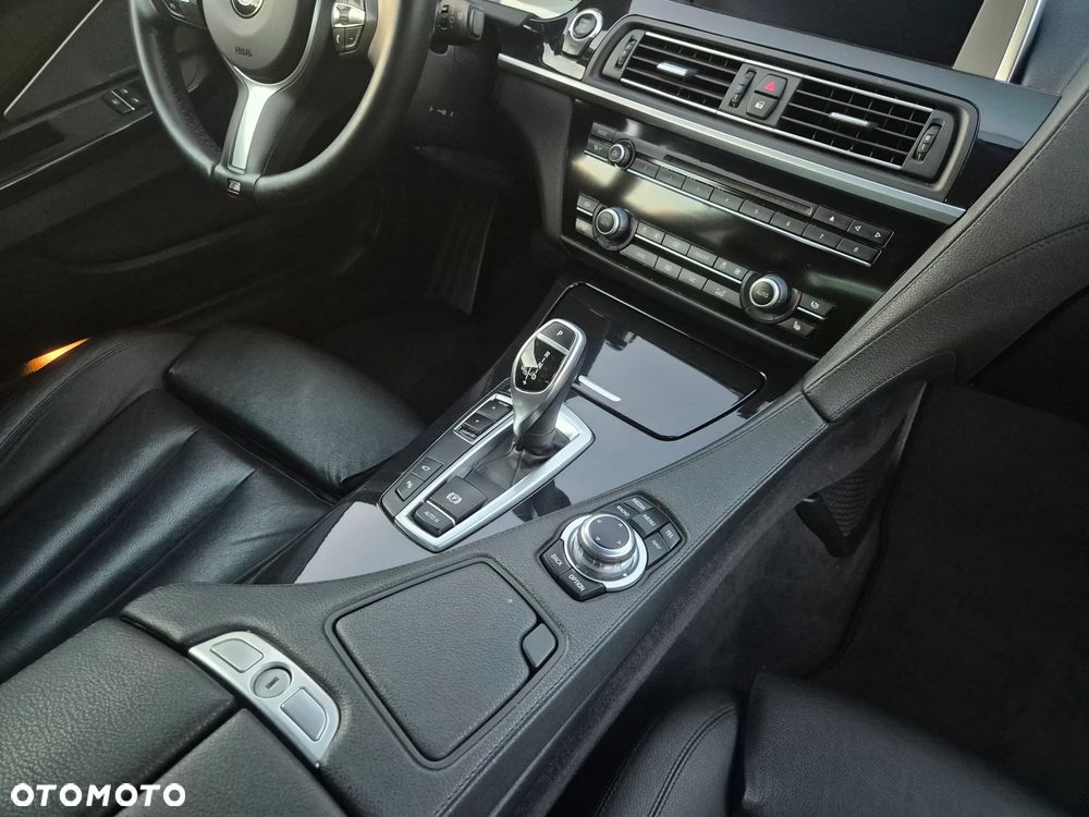 BMW Seria 6 650i - 11