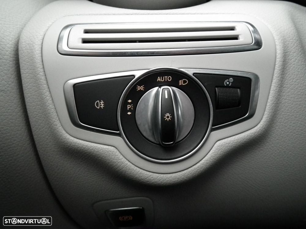 Mercedes-Benz C 250 d 4Matic Station 9G-TRONIC Avantgarde - 33