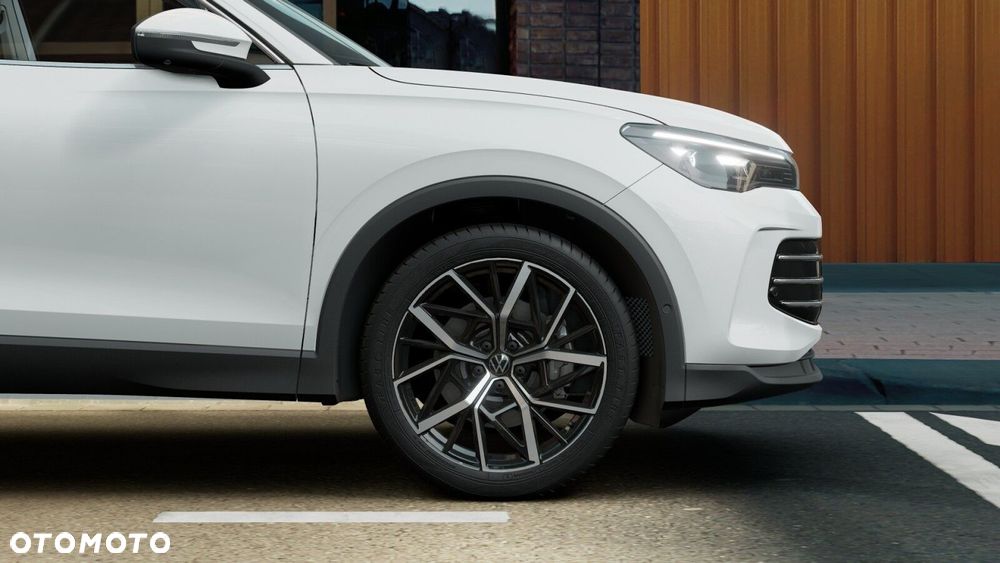 Volkswagen Tiguan - 8