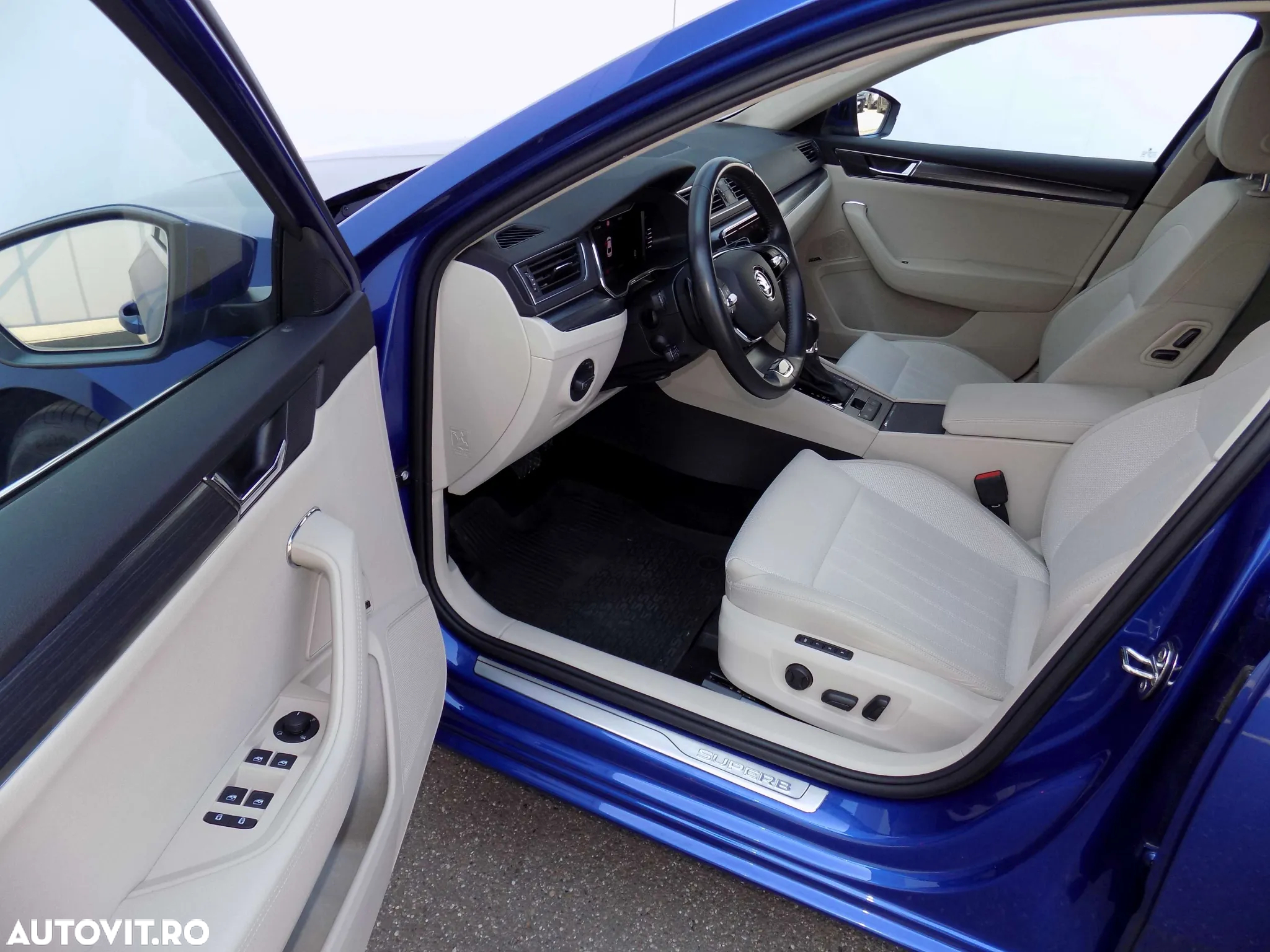 Skoda Superb 2.0 TDI 4X4 DSG Style - 12