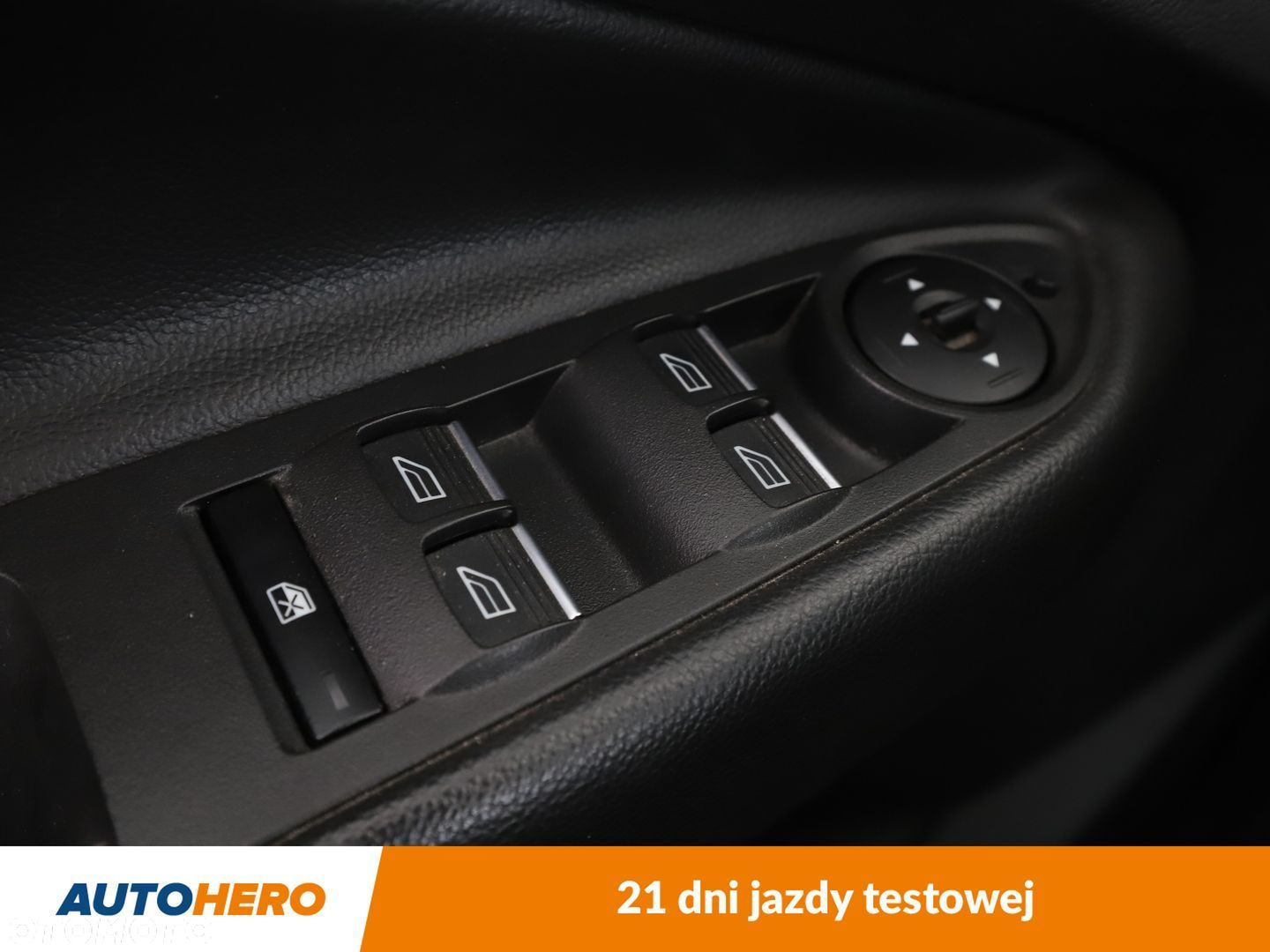 Ford Kuga - 31