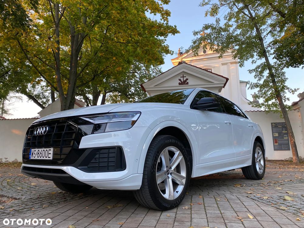 Audi Q8 - 2