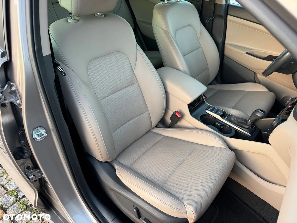 Hyundai Tucson 1.6 Turbo 4WD DCT Premium - 24