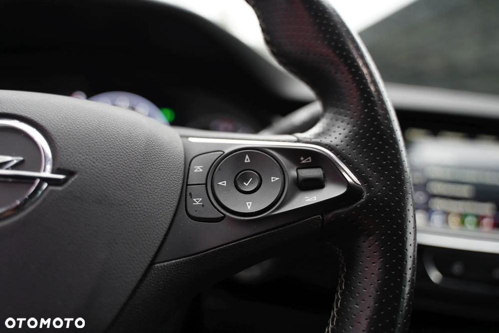 Opel Insignia CT 1.6 T Elite S&S - 32