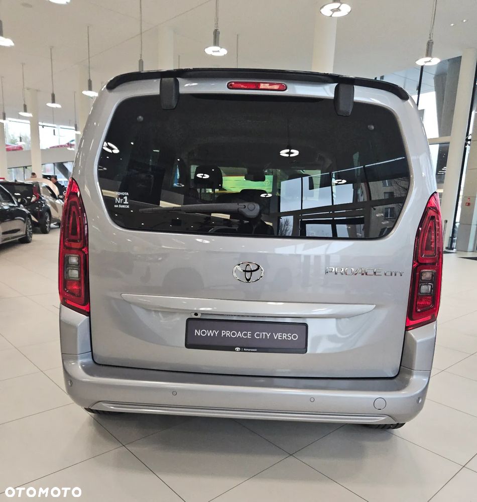 Toyota Proace City Verso 1.5 D-4D Family - 4