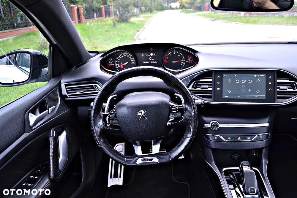 Peugeot 308 BlueHDi FAP 180 EAT8 Stop & Start GT - 32