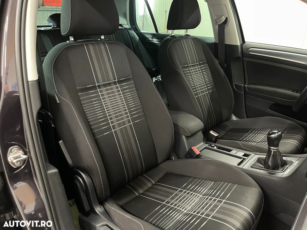 Volkswagen Golf 2.0 TDI 4Motion BlueMotion Technology Lounge - 11
