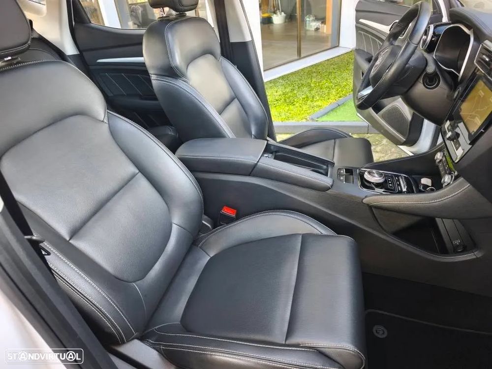 MG ZS EV Luxury - 10