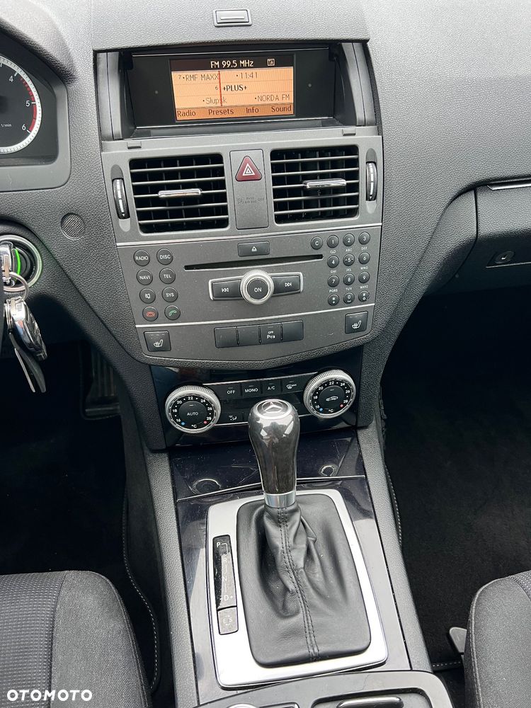 Mercedes-Benz Klasa C 200 T CDI DPF Automatik BlueEFFICIENCY - 14