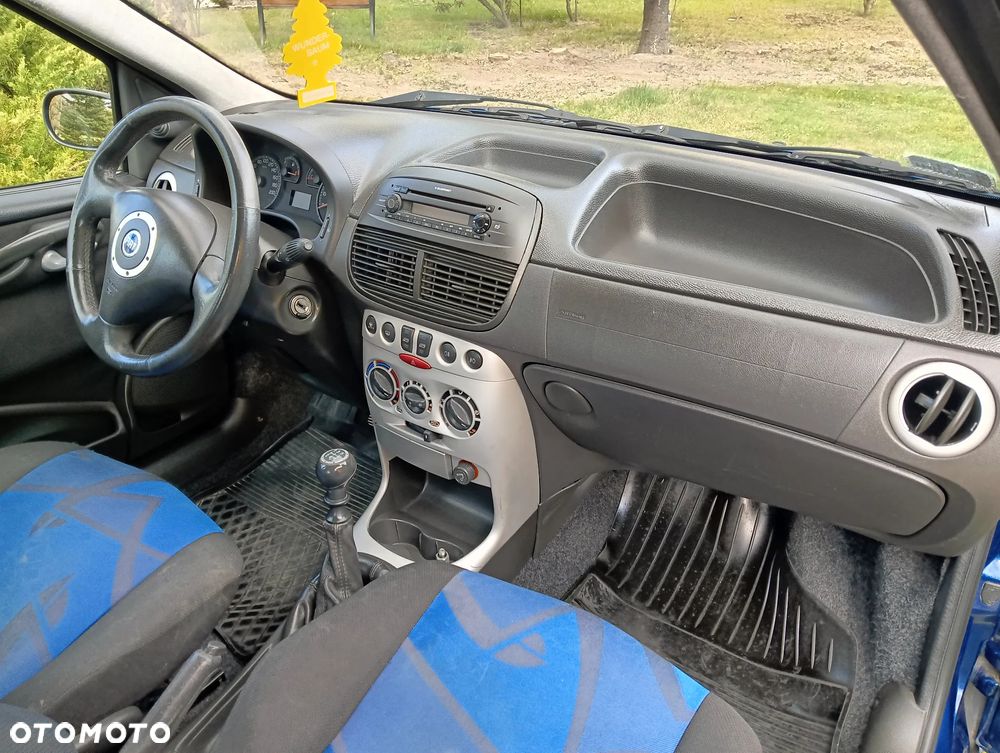 Fiat Punto - 17