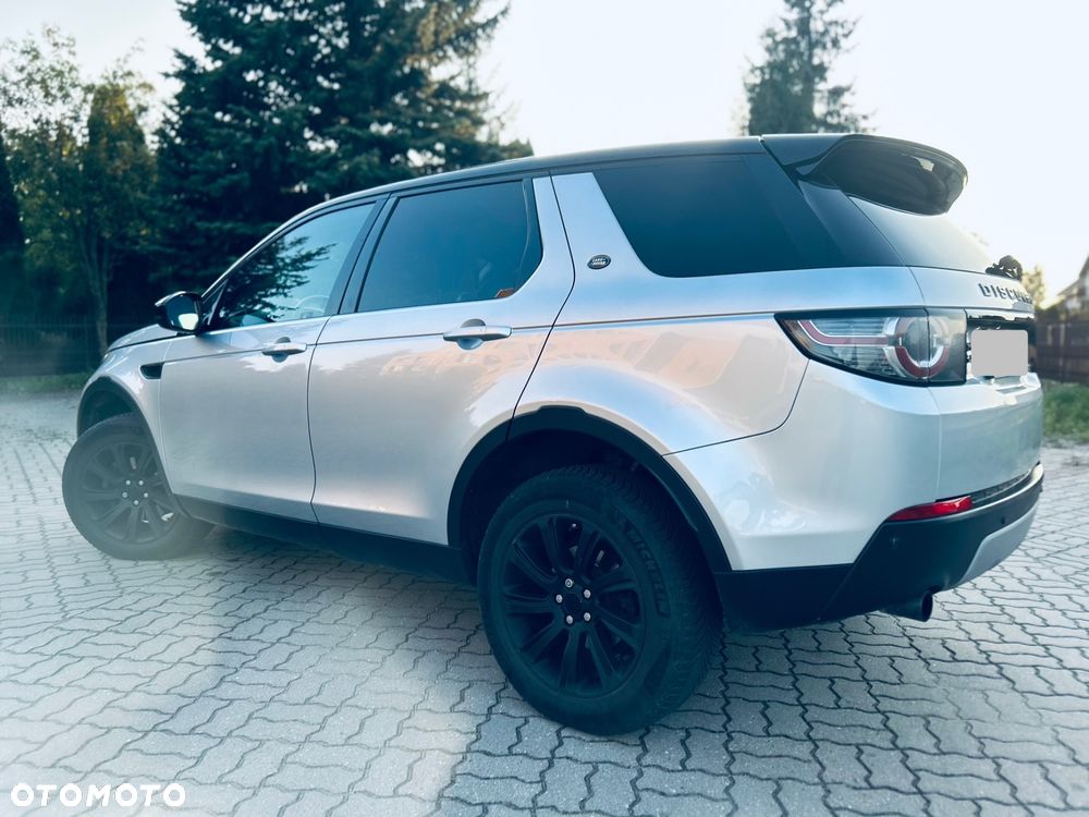Land Rover Discovery Sport - 8