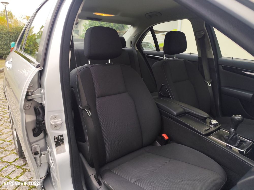 Mercedes-Benz C 220 CDi Elegance BE 117g - 22