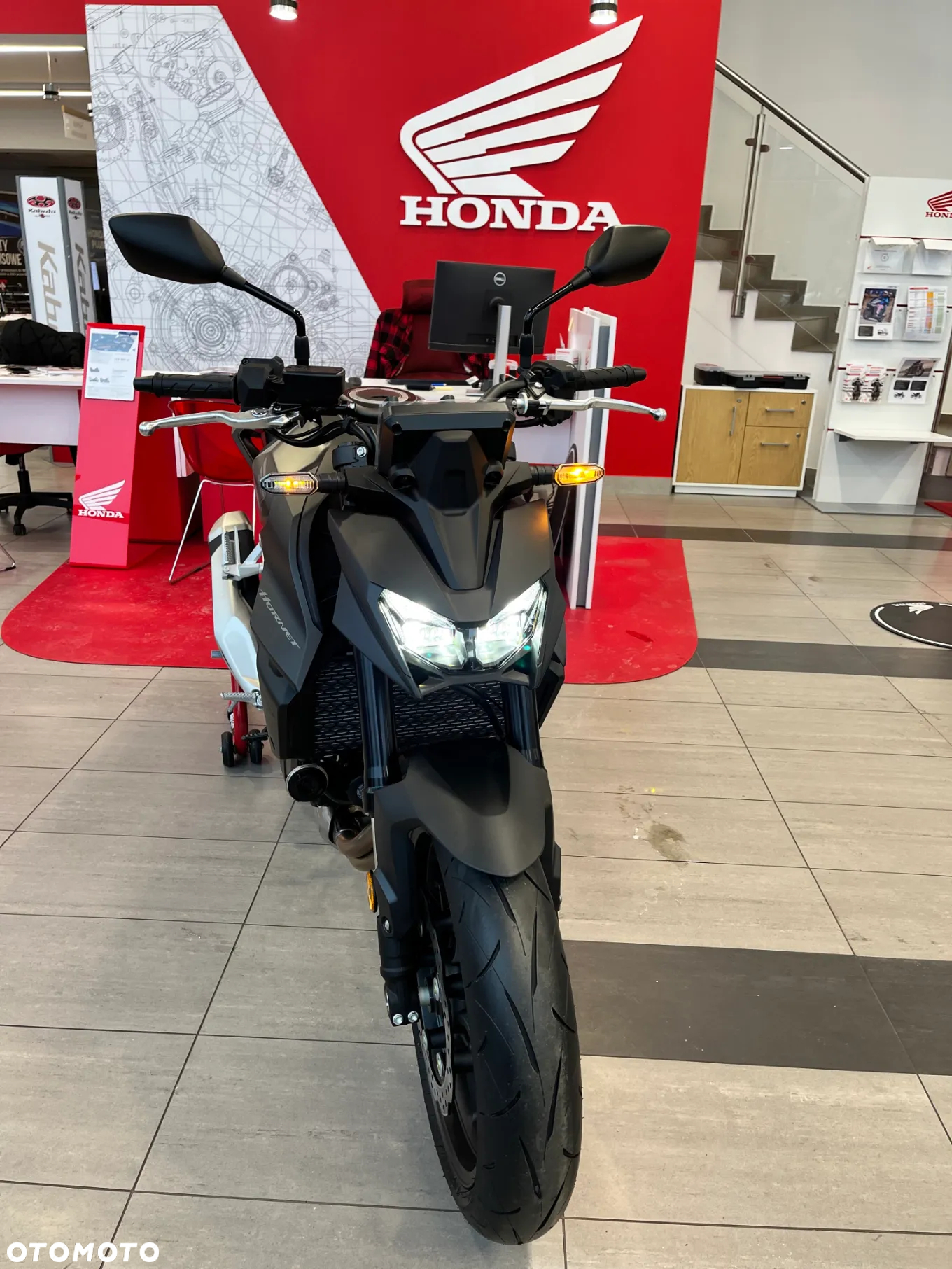 Honda CB - 11