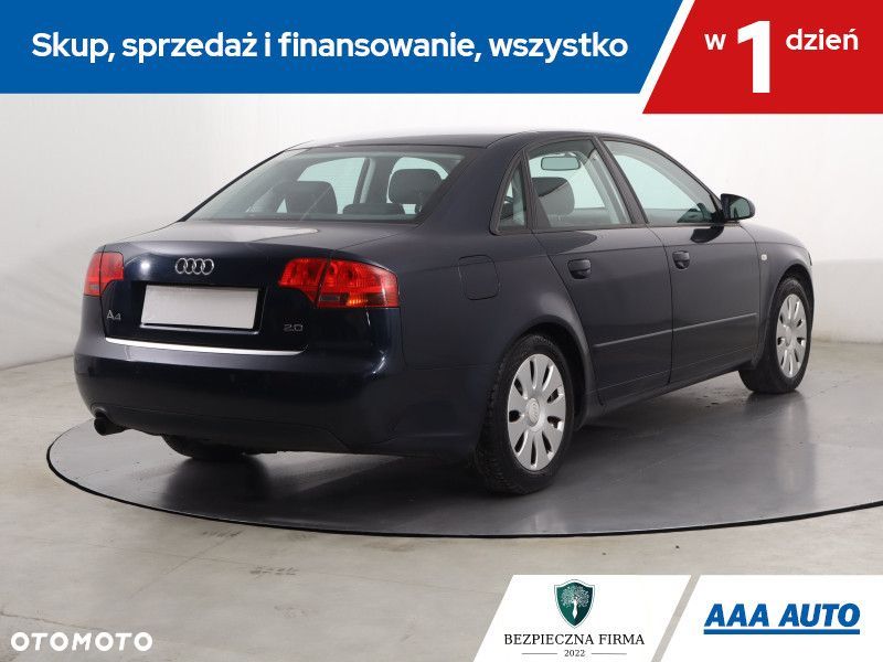 Audi A4 Limousine - 7