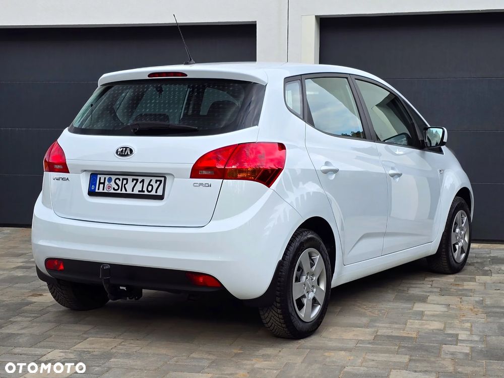Kia Venga - 16